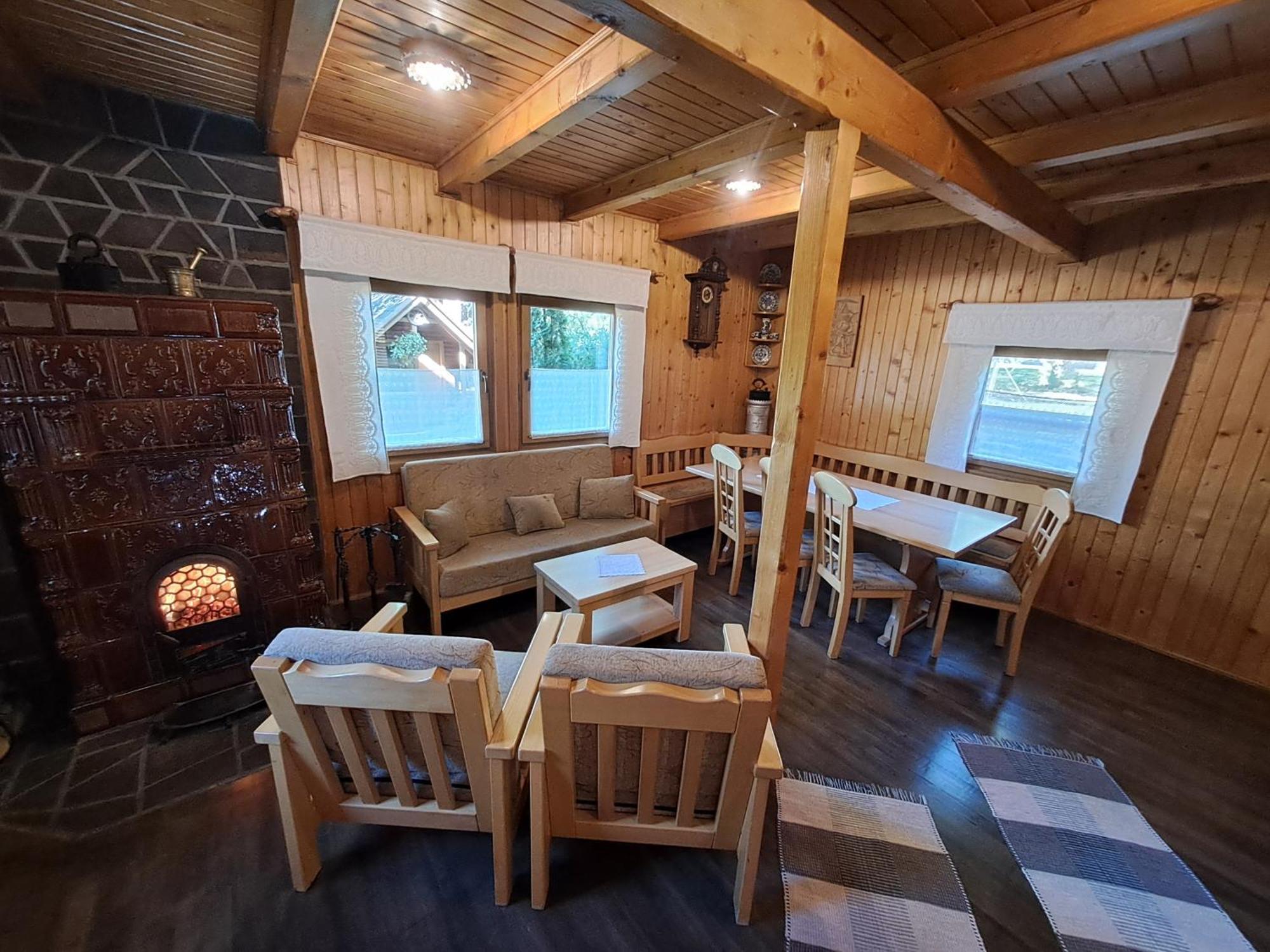Nagy Lak Ii. Vila Sub Cetate Exterior foto